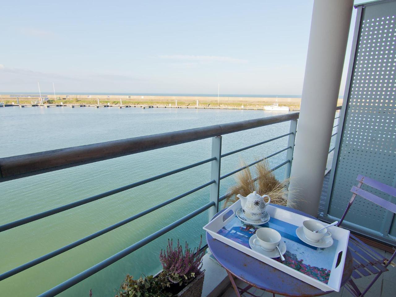 Apartment Blue Bay By Interhome Довил Екстериор снимка